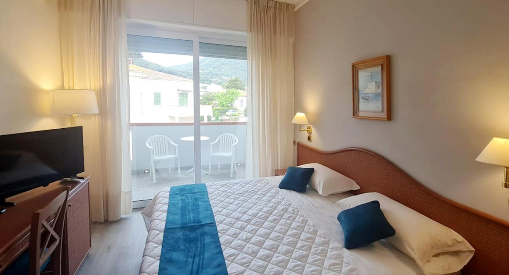 Hotel Levante - Isola D'Elba カーヴォ エクステリア 写真