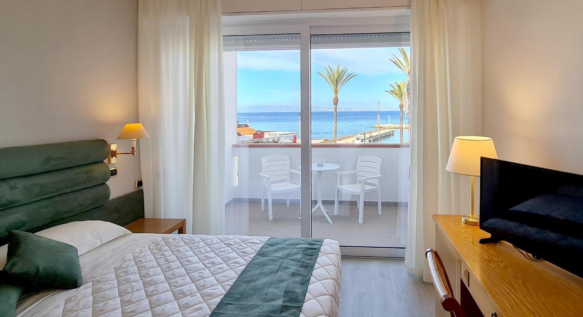 Hotel Levante - Isola D'Elba カーヴォ エクステリア 写真