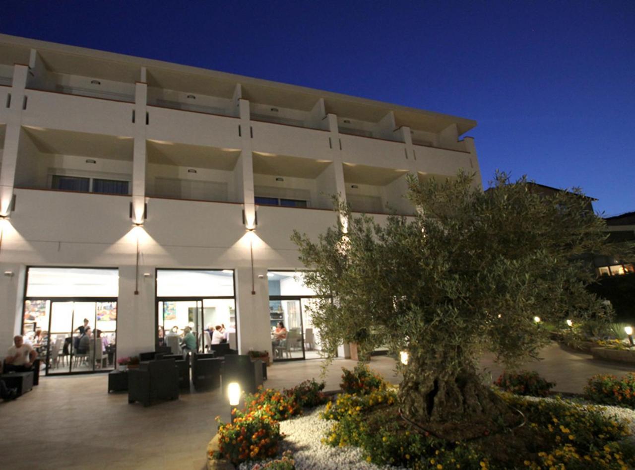 Hotel Levante - Isola D'Elba カーヴォ エクステリア 写真